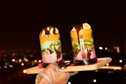 بستنی آسمان