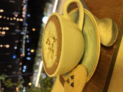 هات چاکلت مغزدار